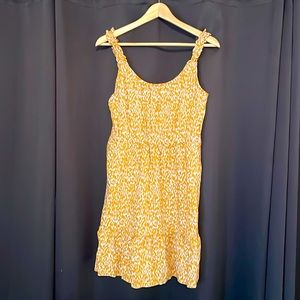 Banana Republic Gold Fit And Flare Dress with Ruffle Hem, Size S